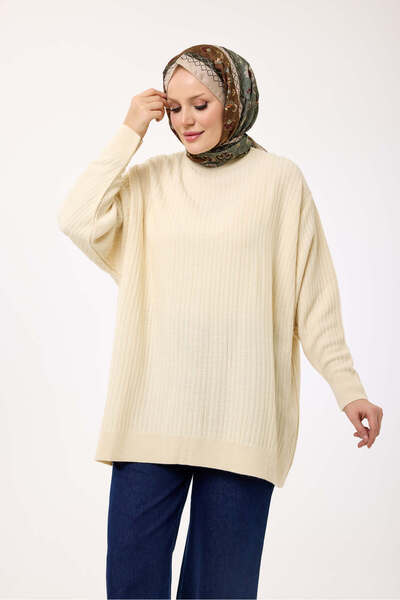 Suede Style 30191 - Long Knit Sweater