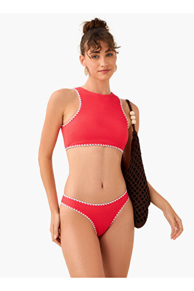 FAV طقم بيكيني مضلع من قطعتين مزين بتطريز كروشيه