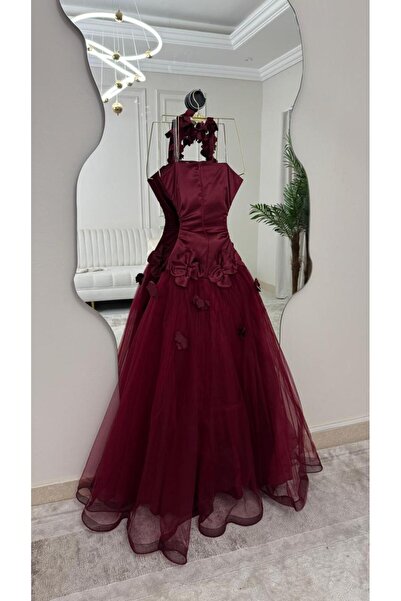 New Moon فستان عودي تل ناعم مع ورود