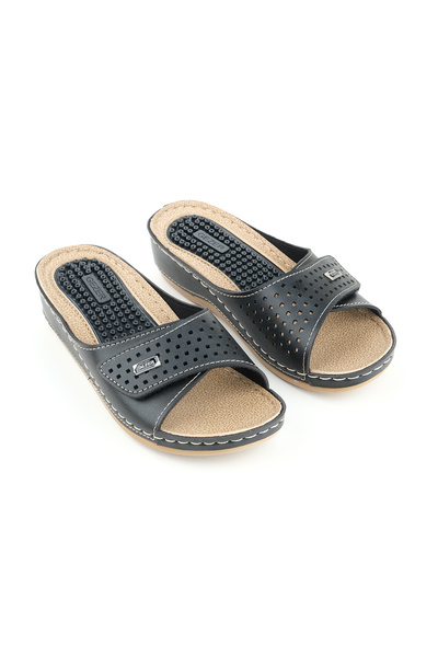 GEZER Summer Women's Comfortable Massage Sole Daily Mother Slippers