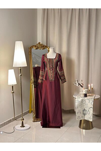 vanus fashion جلابية خمريّة بالتطريز التراثي 5471