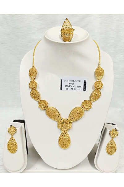 Generic Gold Plated Wide Floral Choker: Layered Petals, Netted Band, Earrings & Adjustable Ring Set