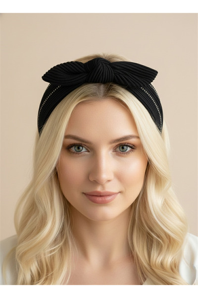 Pelin Aksesuar تاج مخطط من القماش الأسود قماش مجدّل