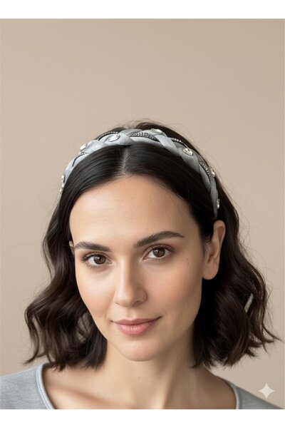 Pelin Aksesuar Gri Tül Kumaş Kristal Taş İşlemeli Örgü Taç