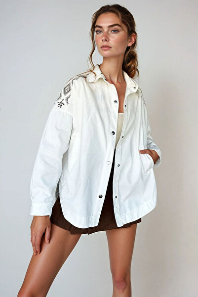 bacc سترة نسائية من الجبردين قصة فضفاضة مع جيوب على الأكتاف وتطريز على الظهر ...