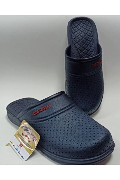 MARTEN شبشب من ماركة جيزر باللون الأزرق الداكن، مغلق من الأمام ومفتوح من الخلف، بنعل غير قابل للانزلاق