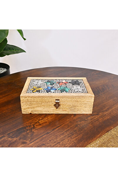 Crafted by Lifestyle صندوق خشبي مزين بالحجر - 26 × 16 × 8 سم