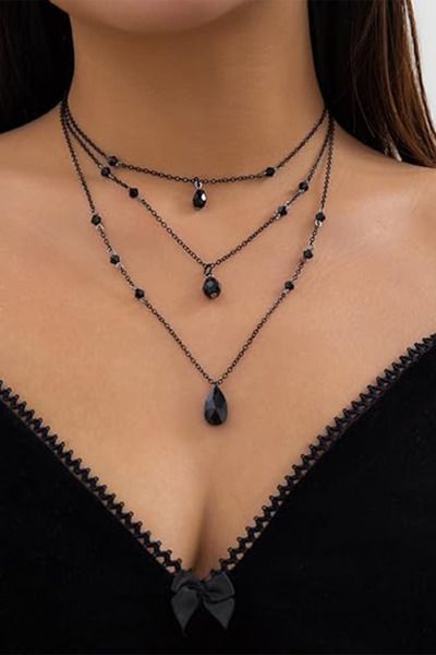 Karakedi Black 3 Row Black Crystal Necklace