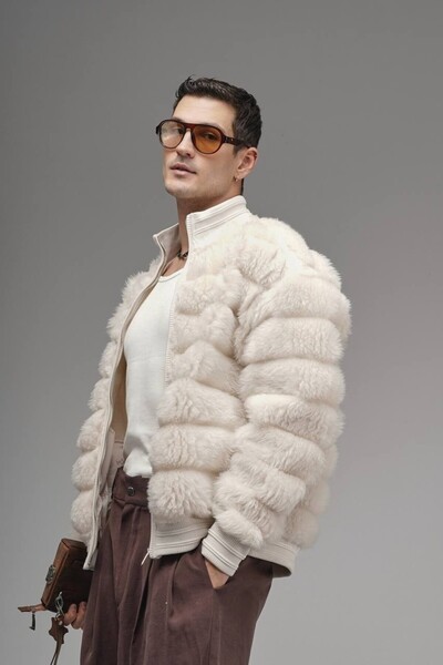 AKÇAYLAR Oversized Zipper Closure Mock Neck Unlined Plush Jacket