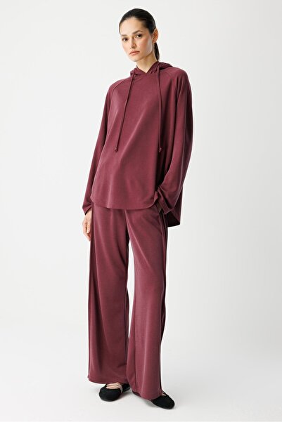 ŞEYMA COŞKUN Biye detaylı takım Bordo