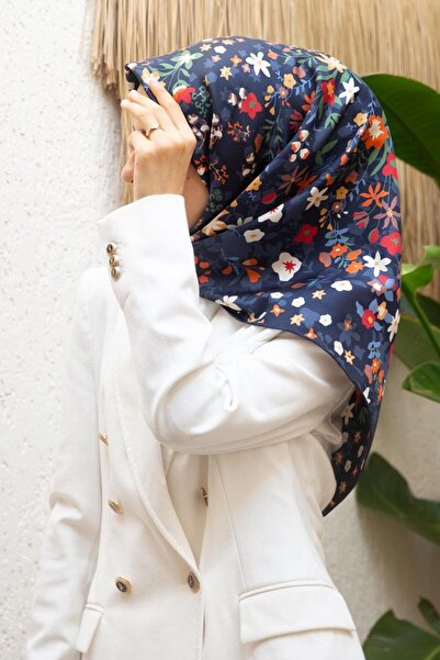 Vissona Μεταξωτό μαντήλι Tivil 60909 - 13 - 0033 - 0017 Μπλε ναυτικό με λουλο...