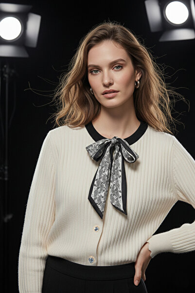 studio fashion 1988 Women's Bone-Black Scarf Knitwear Cardigan