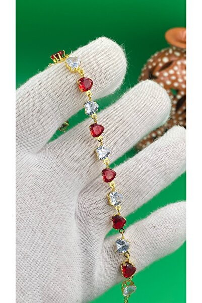 charmove ile kendinizi şımartın Women's gold-tone red and white heart vip mod...