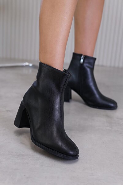 Stil Durağı P9221 Model 6 cm Heel New Season Boots Black