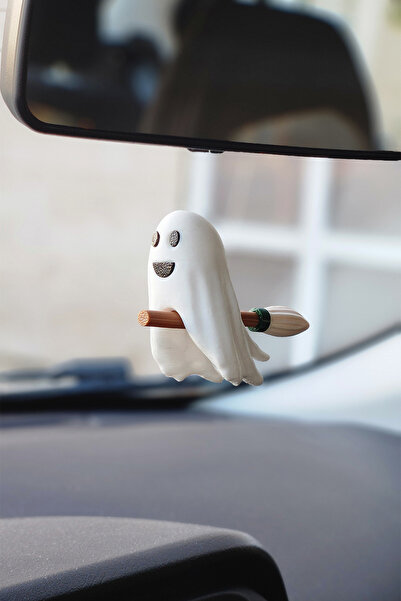 CharmFancy 👻 Sevimli Süpürgeli Hayalet Araba Ayna Süsü - Sallanan Oto Süsü