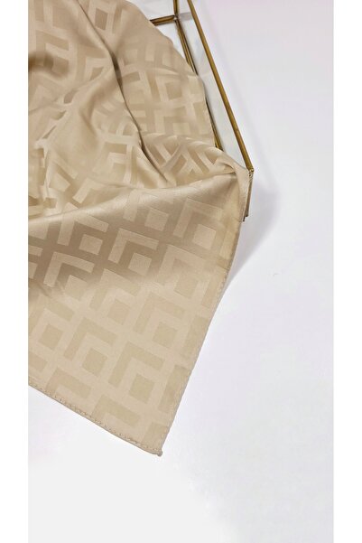 raberka Bej Jakar Şal – Sade Şıklığın Dokulu Yorumu