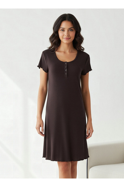FAV Night Dress with Short Sleeves and Ribbed Design