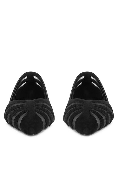 Eva Minge balerini damă negri