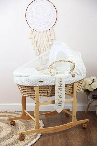 Mini Baby Moses Basket Baby Bed (Style 16) with Mosquito Net, Mattress, Pillow and Wheeled Wooden Base