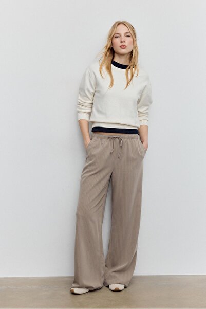 Stradivarius Uzun dökümlü şık pantolon