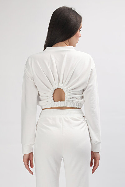 - Pencere Detaylı Crop Sweatshirt