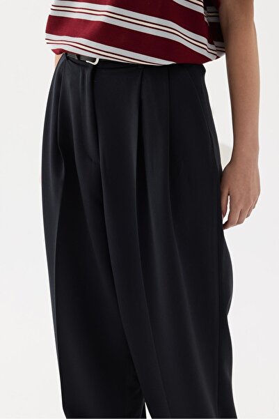 Moca Maddy Pants Navy Blue