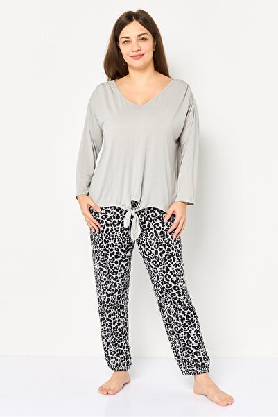 Christian Siriano Women 2 Pieces Animal Print Top And Bottom Pajamas Set, Mul...