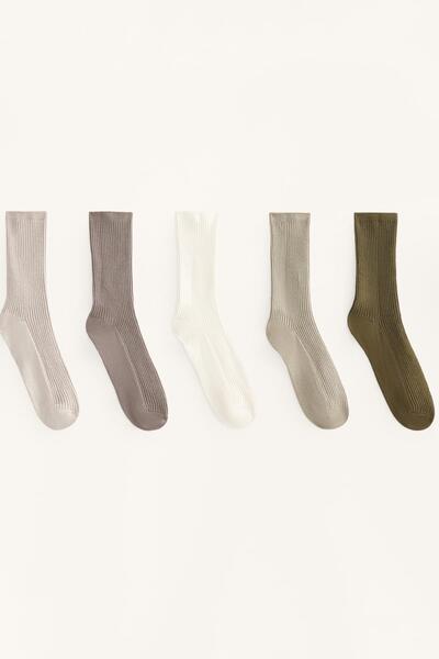 Oysho 5 أزواج من الجوارب الكلاسيكية المصنوعة من مزيج القطن