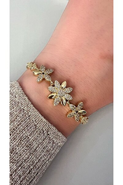 Store Diva Charm Floral Star Women's Stylish Bracelet