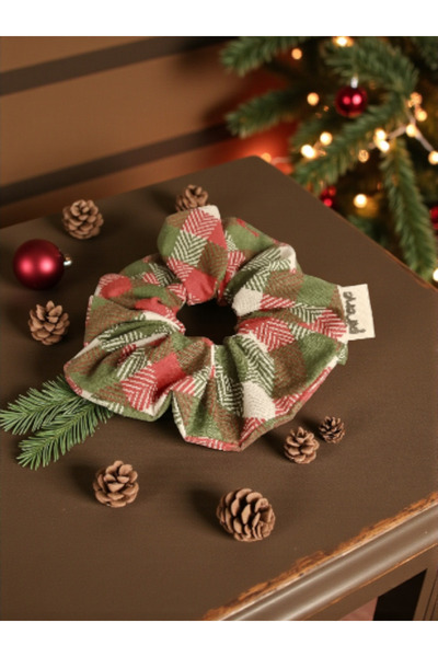 Pirene Winter Plaid Scrunchie, Elastic Hair Tie