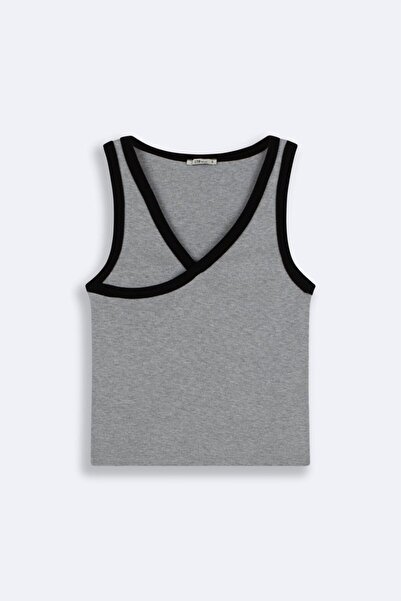 Ltb Zero Sleeve V-Neck Gray Undershirt