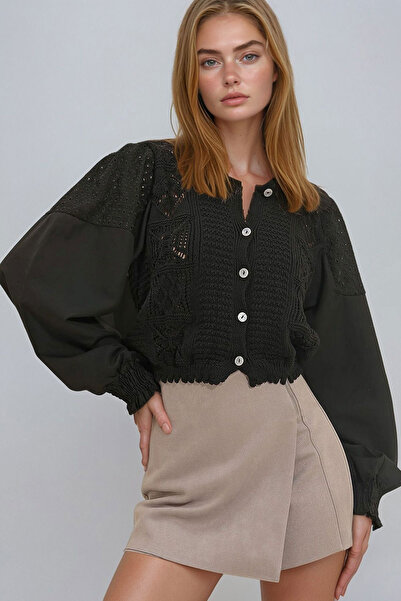 bacc Women's Black Crew Neck Lace-Like Knit Sleeves Scalloped Trim Crop Knitw...