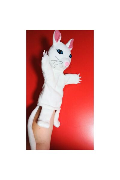 Pop Carmen Ramona Pisica albă-păpușă de mână/marionetă de la Tamira