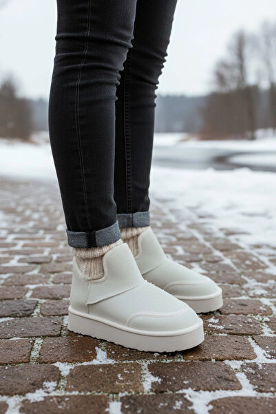 Sivarro حذاء نسائي شتوي من Lusso بنعل سميك ومبطن بالفرو - بيج