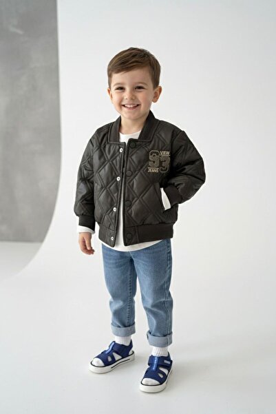 Minigimin Cicileri طقم الأولاد المكون من 3 قطع من Miniğimin Cicileri 93 مع تفاصيل مطرزة - لون كاكي