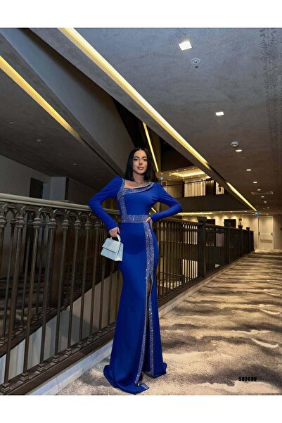 Modafeminen فستان سهرة طويل بتفاصيل حجرية 583089 أزرق بلون الكوبالت