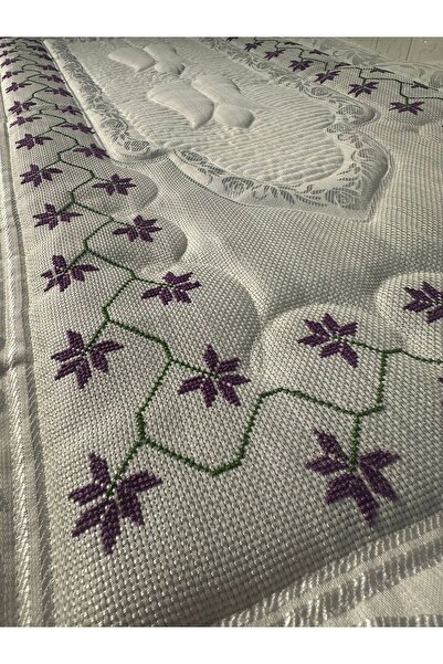 Vinezza Home Collection Çiçek Motifli El Emeği Etamin Kumaş Tek Seccade