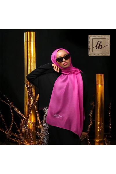 LA BOUTIQUE شال فضي - تشينجينيم - 70×190