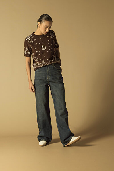 Avrile Straight Fit Denim Pants