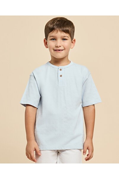 R&B تي شيرت محكم مع رقبة هنلي وأكمام قصيرة