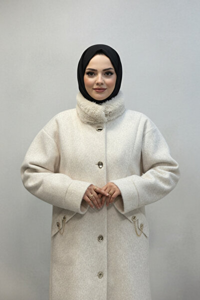 Modatuğsem Yakası Kürk Detaylı Angora Kaban Ekru