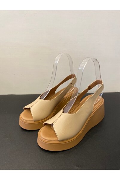 Özay Kadın Hakiki Deri Dolgu Topuk Sandalet