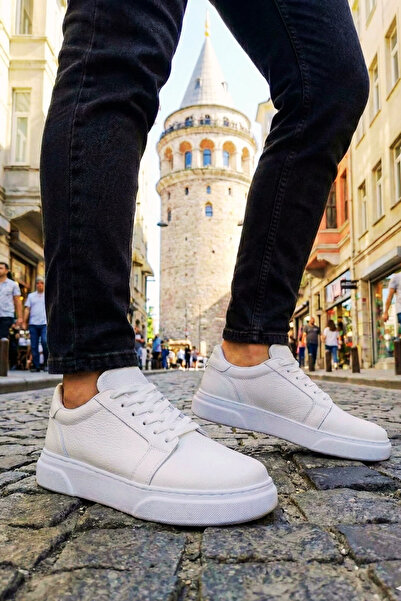 Weynes حذاء رياضي رجالي أبيض اللون برباط ونعل عالٍ WSB4138