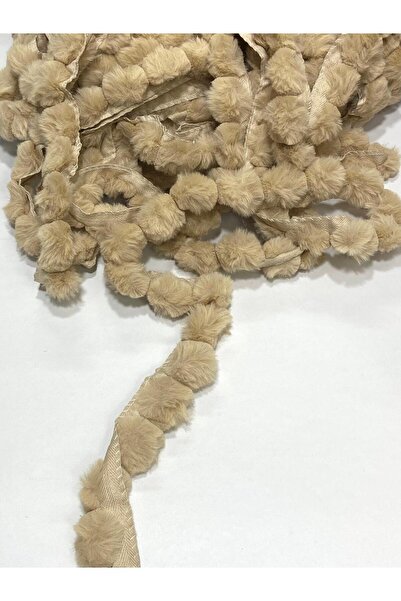 karantuhafiye Плюшена мека панделка с помпони / 1 метър / кремава