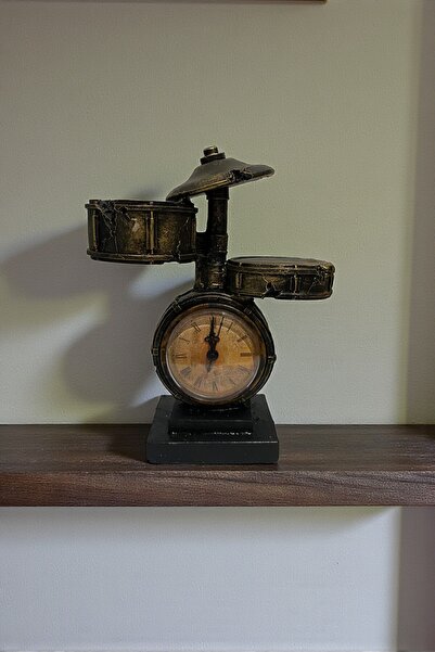 CaactuStore Dekoratif Bateri Tasarımlı Masa Saati