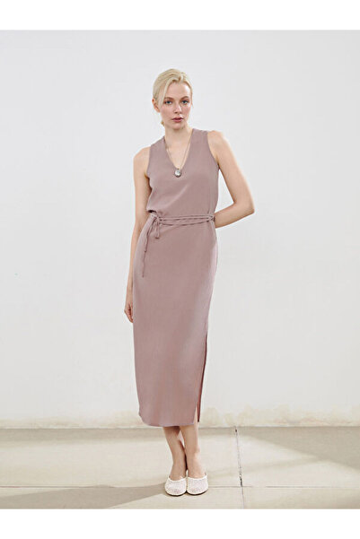 LC Waikiki Крепова рокля с V-образно деколте