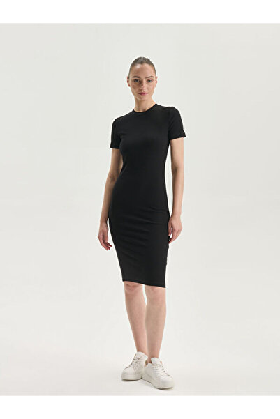 LC Waikiki Crew Neck Bodycon Dress