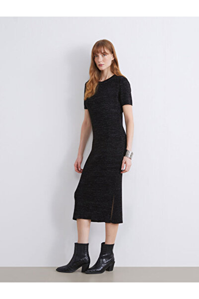 LC Waikiki Rmz Gi̇yi̇m Farkiyla Zero Roba Collar Shiny Look Dress