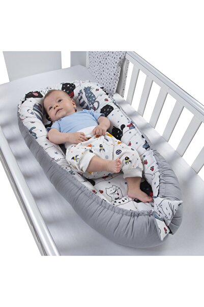 Kidizi Cosulet bebelus pentru dormit Baby Nest Cocoon 90x50 cm Minnie