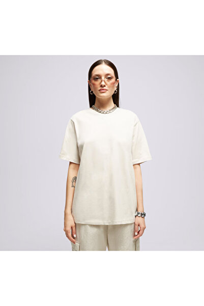 Nike NSW Tee Essentials Kadın Tişört HİT SPOR